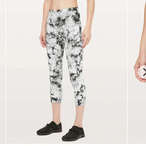 Lululemon Wunder Under Crop Hi-Rise *Full-On Luxtreme Dual Shibori 21" 4